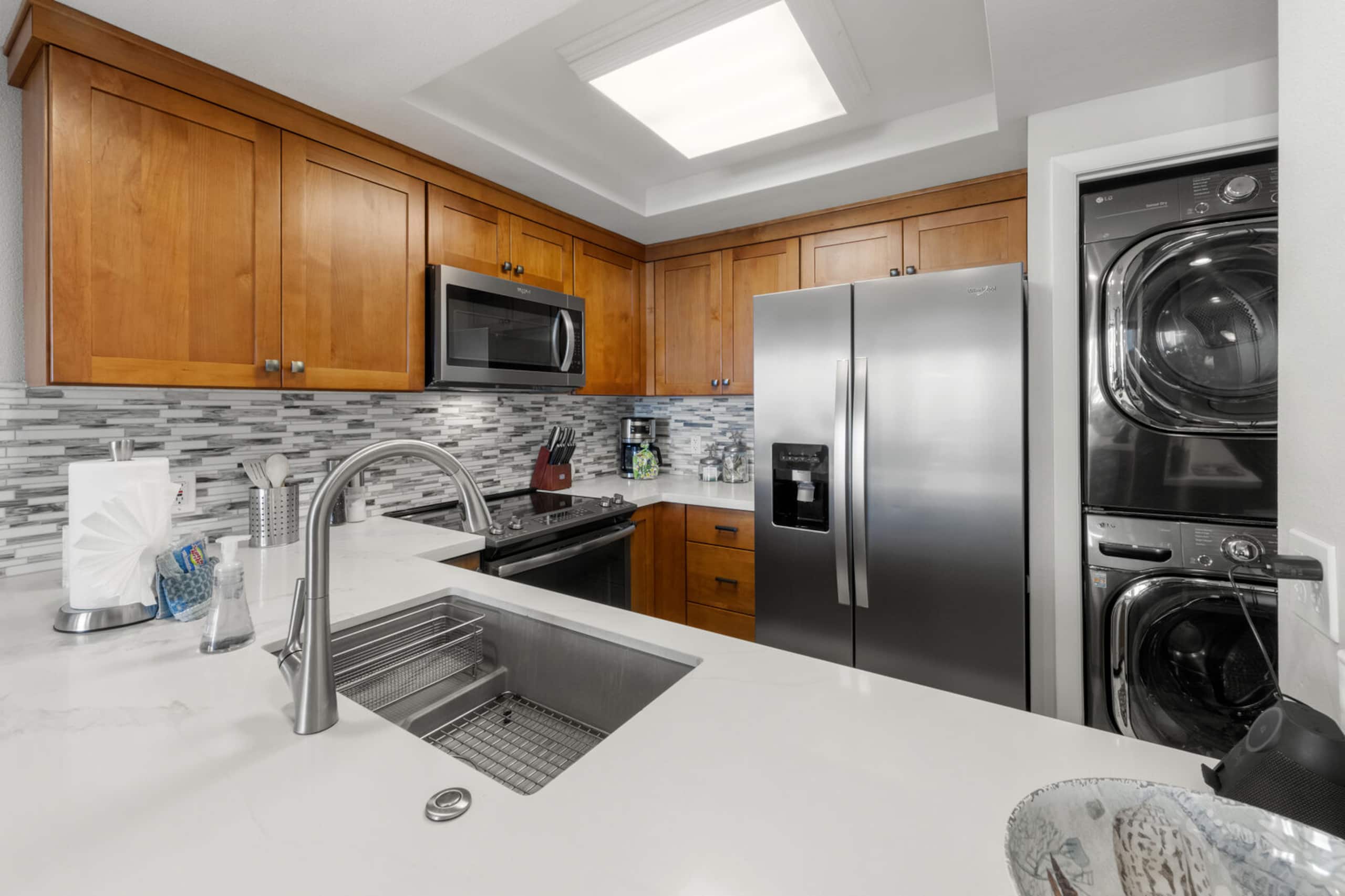 Home in Lahaina · ★5.0 · 2 bedrooms · 3 beds · 2 private baths - Image 11