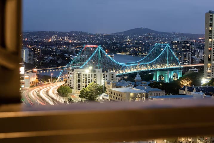 Magical Sunset Sky-view BEST location in Brisbane