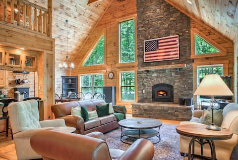 Hot Tub | Sleeps 17 | Dog Friendly | Arcade Game