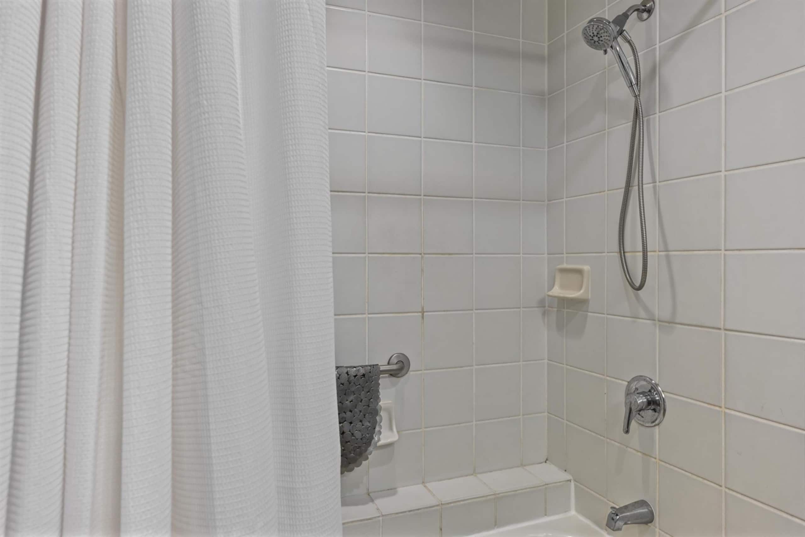 Condo in Kihei · ★5.0 · 2 bedrooms · 5 beds · 2 baths - Image 18