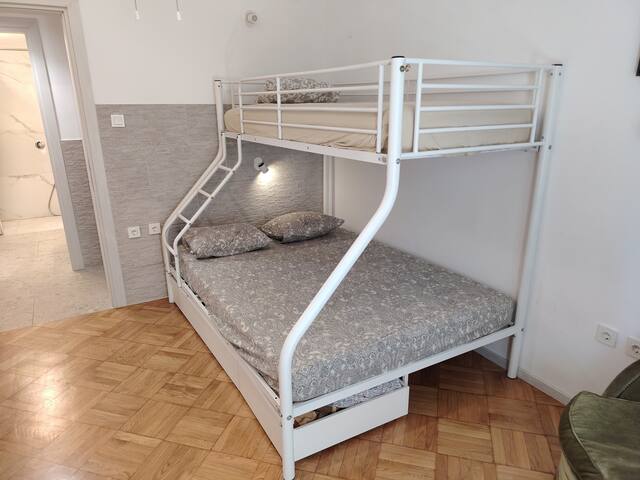 Tritos, Sleeps 11 – Balcony – Sea View gallery image 4