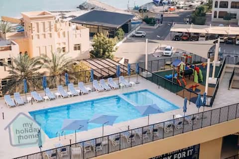 Private Beach 1BR~Yacht Club~WorkSpace~Pool~Gym