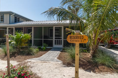 Successful Airbnb property: Jensen's Marina and Cottages - Cottage #6 in Captiva