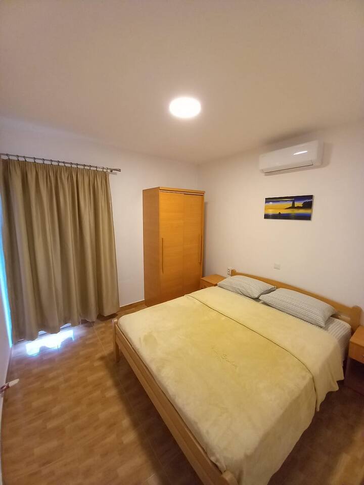 Dhoma e gjumit 2, Sipërfaqja: 9 m²