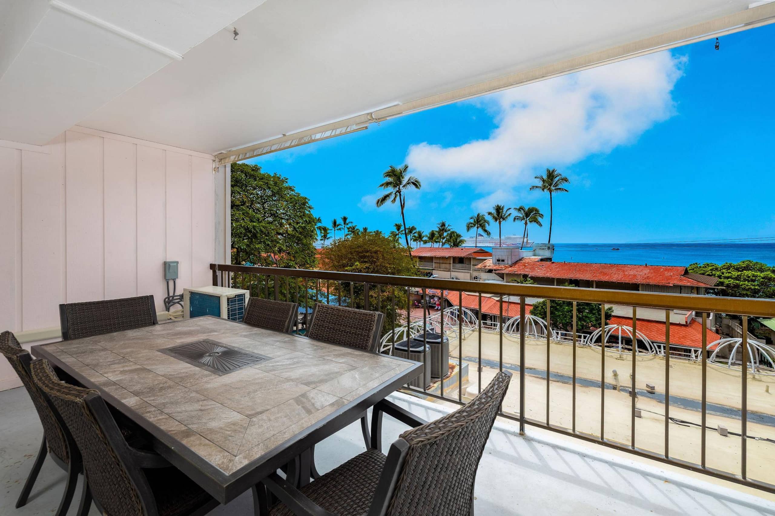 Condo in Kailua-Kona · ★4.5 · 1 bedroom · 2 beds · 1 private bath - Image 19