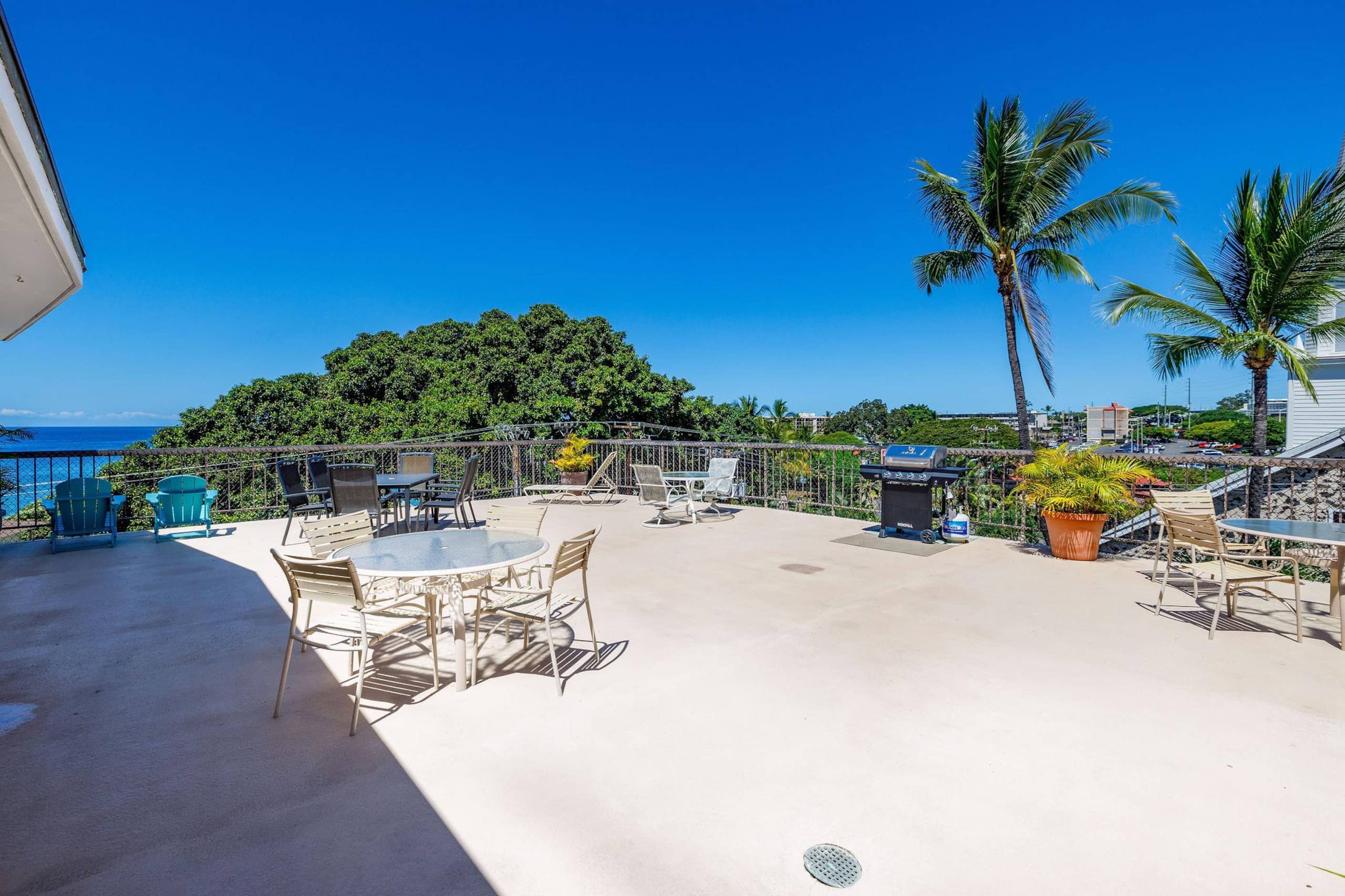 Condo in Kailua-Kona · ★4.5 · 1 bedroom · 2 beds · 1 private bath - Image 28