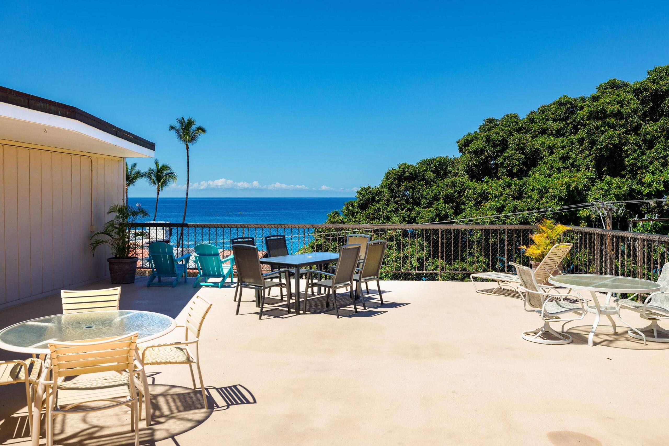 Condo in Kailua-Kona · ★4.5 · 1 bedroom · 2 beds · 1 private bath - Image 26