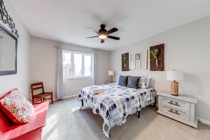 غرفة نوم بمستوى منخفض