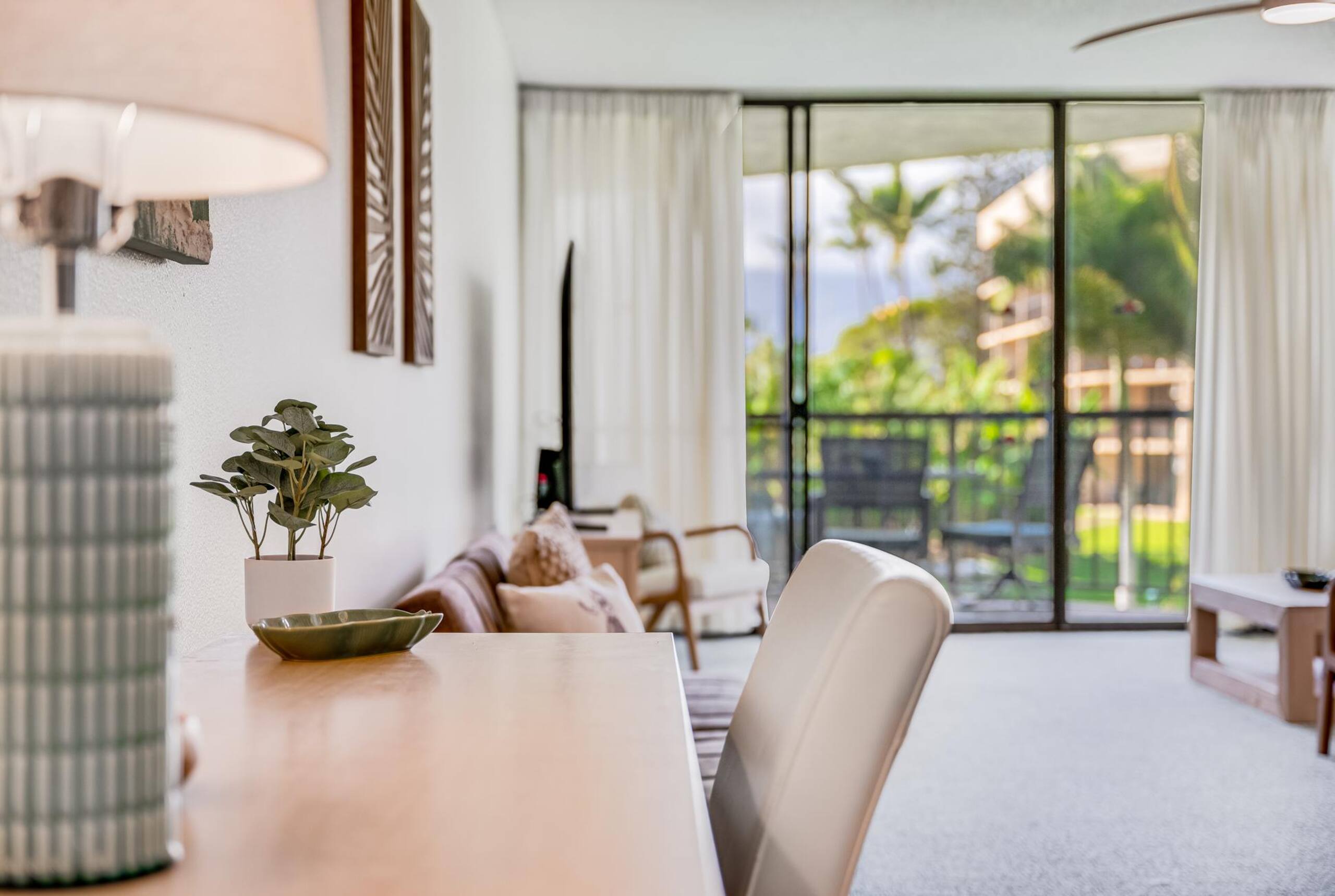 Dream Hawaiian Getaway at Stunning Oceanfront Maui - Photo 18