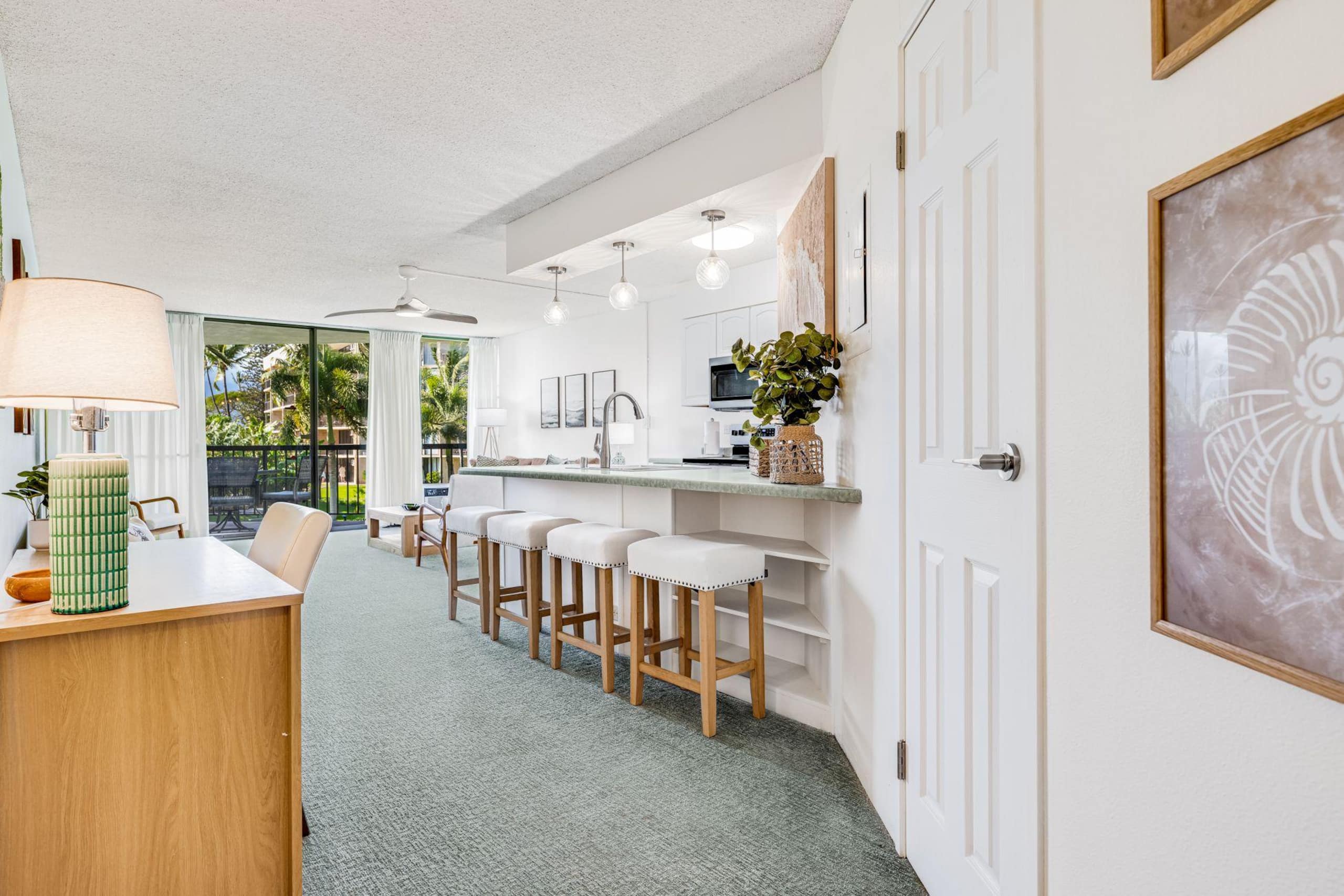 Dream Hawaiian Getaway at Stunning Oceanfront Maui - Photo 20