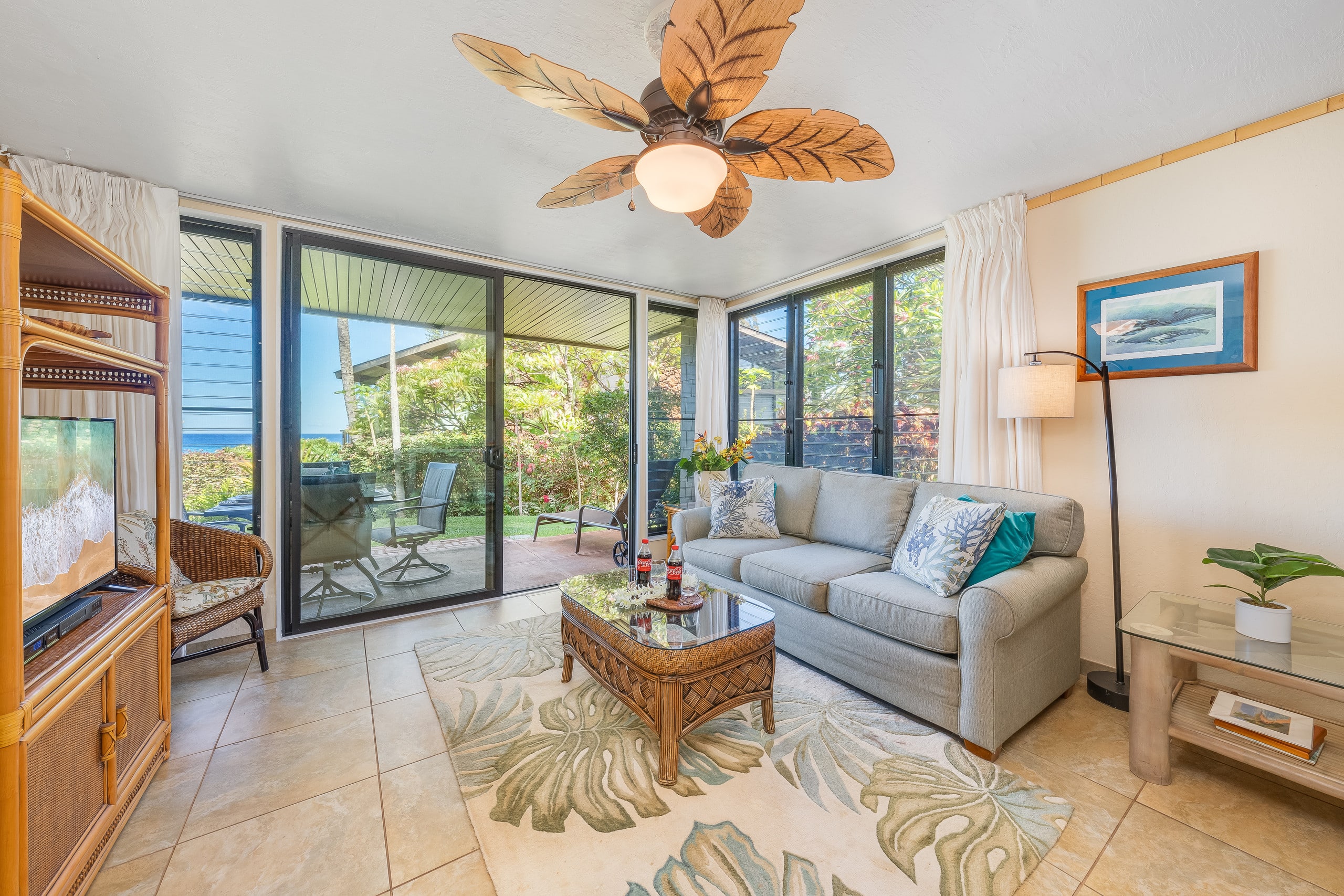 Condo in Lahaina · ★4.74 · 1 bedroom · 2 beds · 1 bath - Image 12