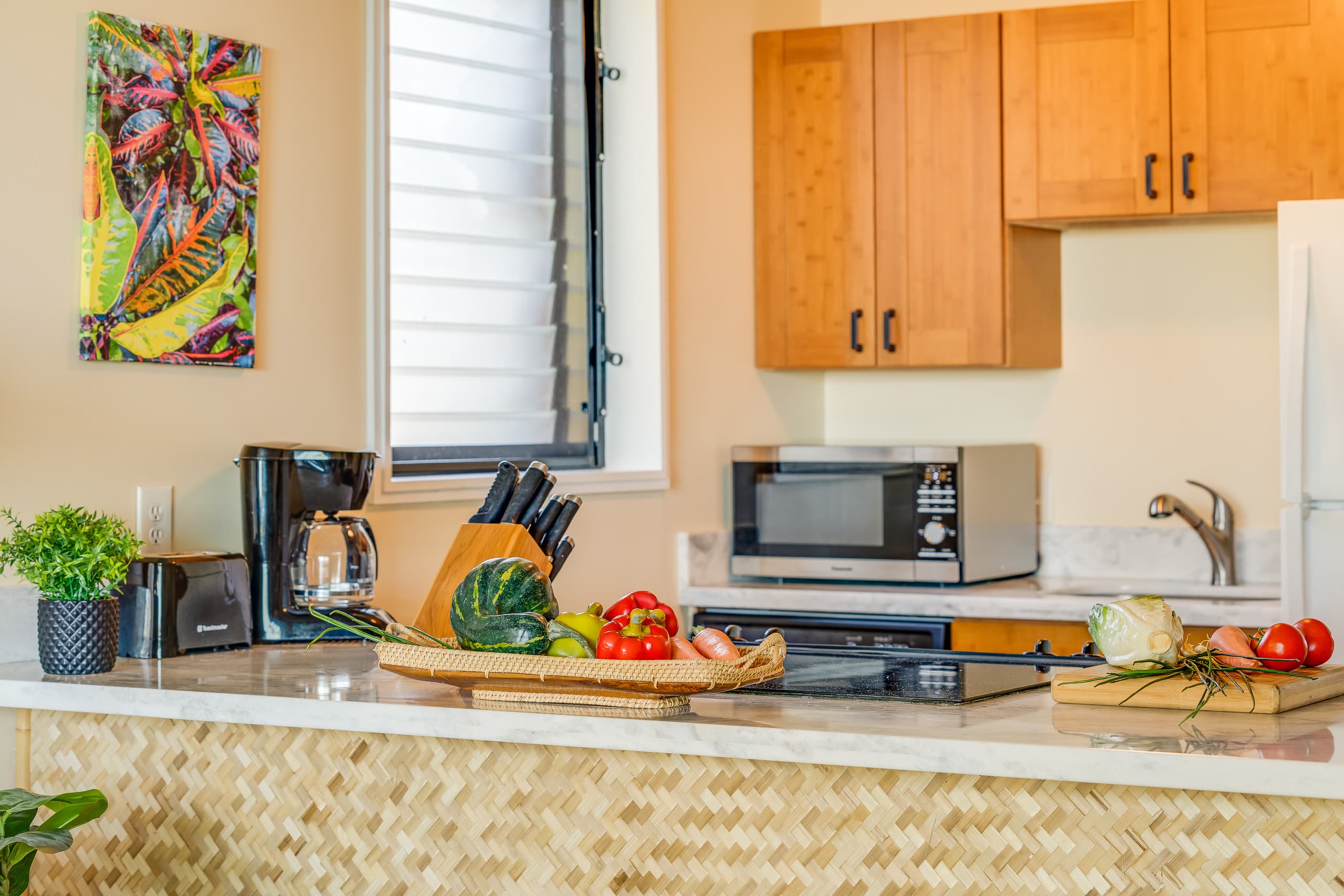 Condo in Lahaina · ★4.74 · 1 bedroom · 2 beds · 1 bath - Image 16