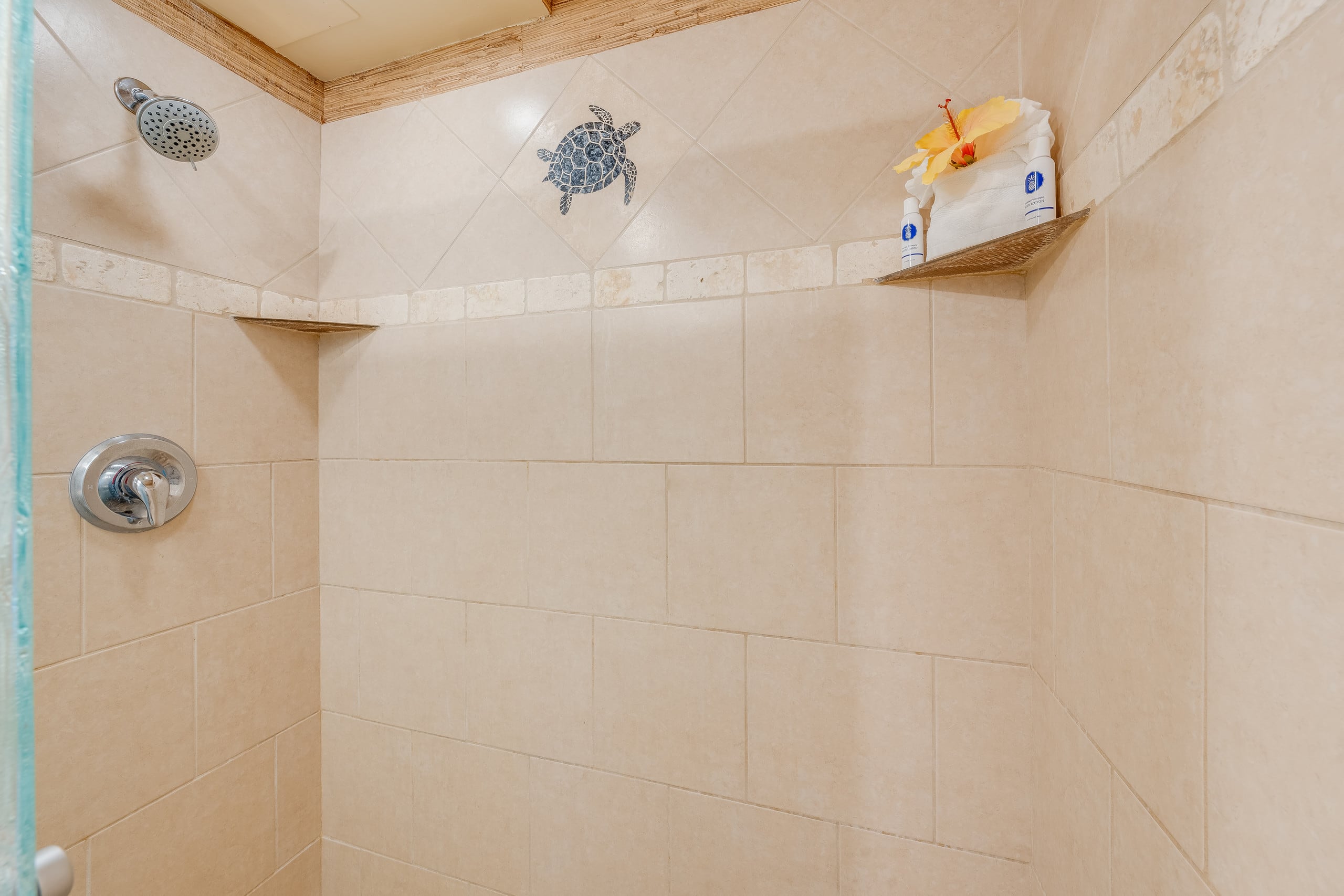 Condo in Lahaina · ★4.74 · 1 bedroom · 2 beds · 1 bath - Image 24