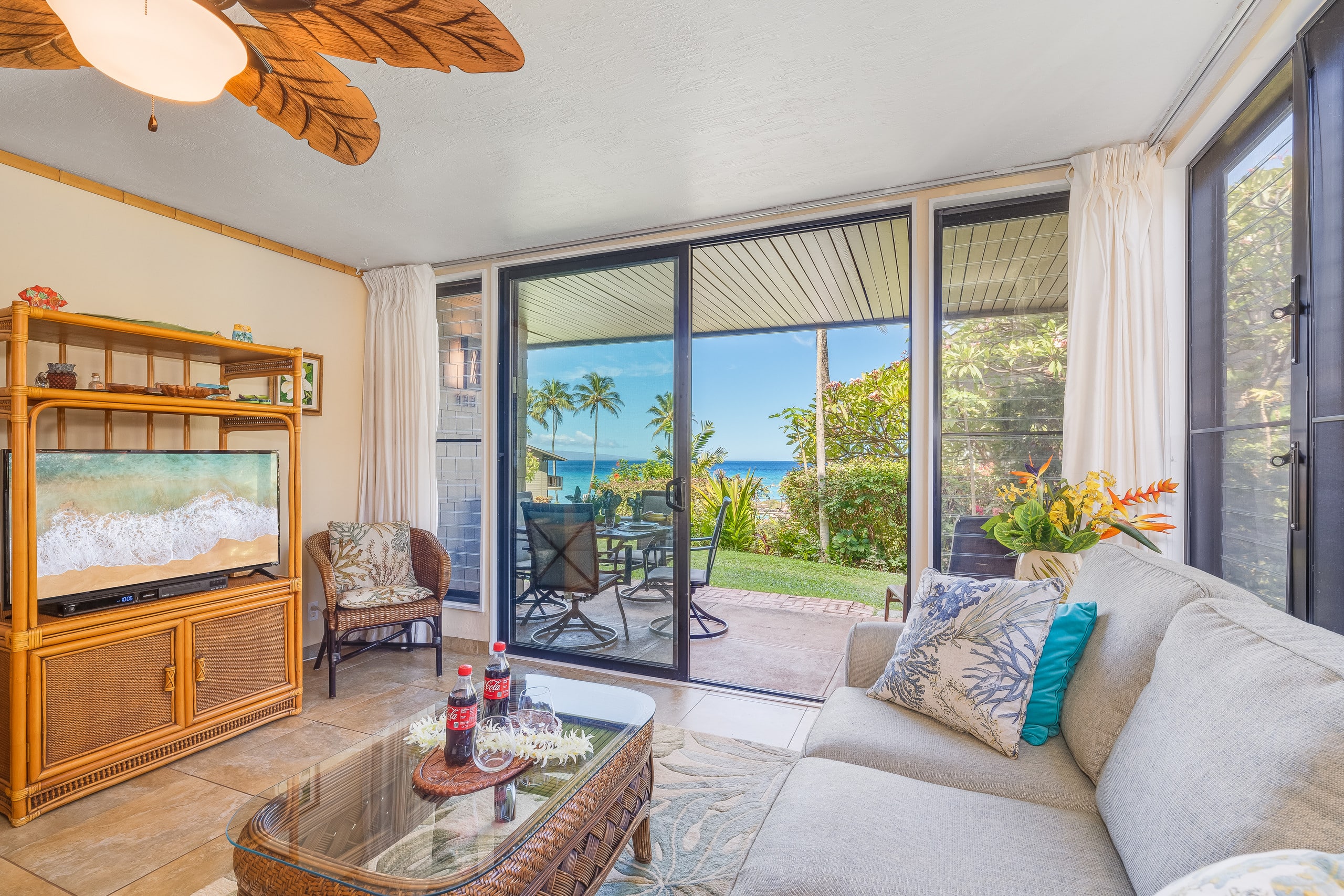 Condo in Lahaina · ★4.74 · 1 bedroom · 2 beds · 1 bath - Image 2