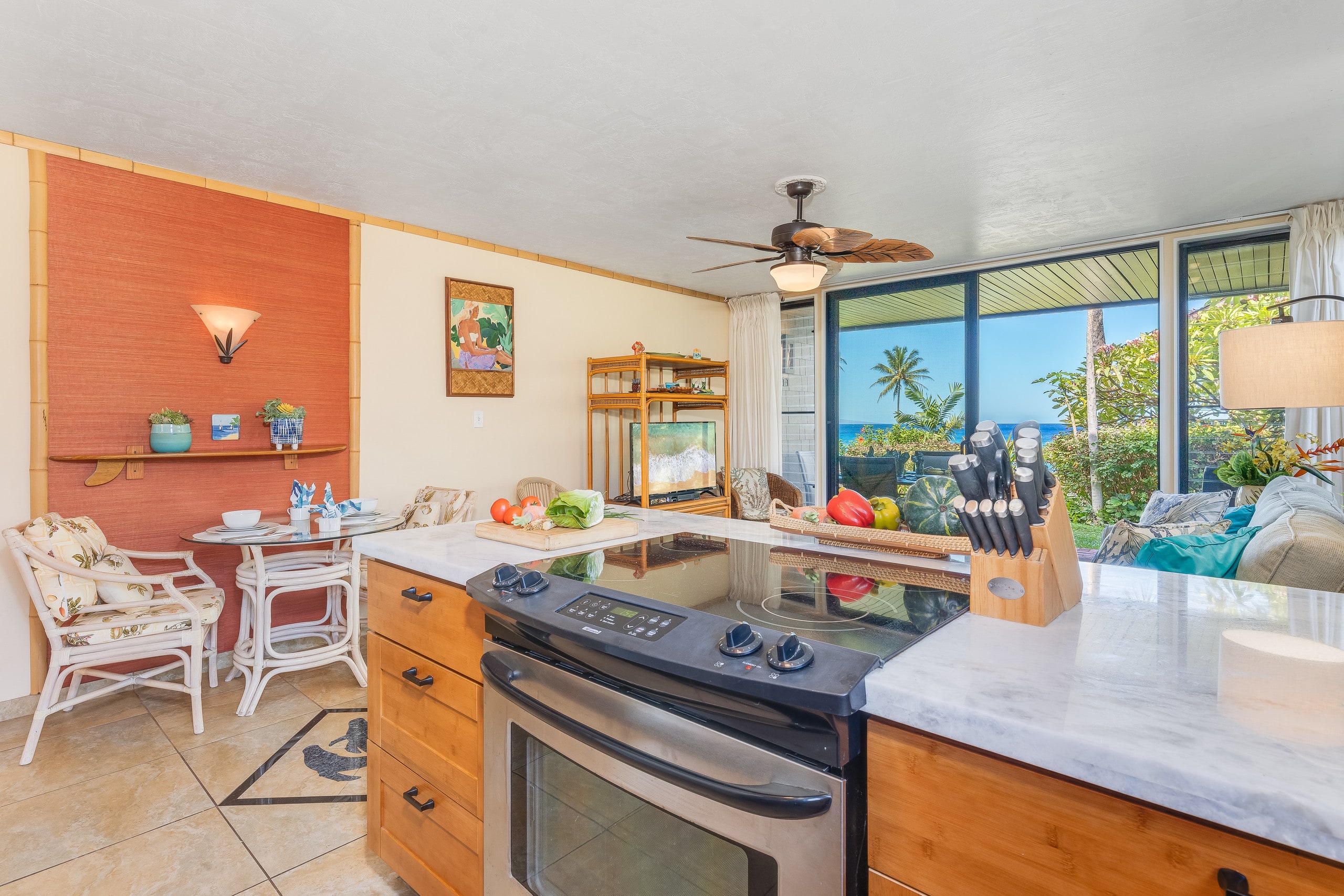 Condo in Lahaina · ★4.74 · 1 bedroom · 2 beds · 1 bath - Image 18
