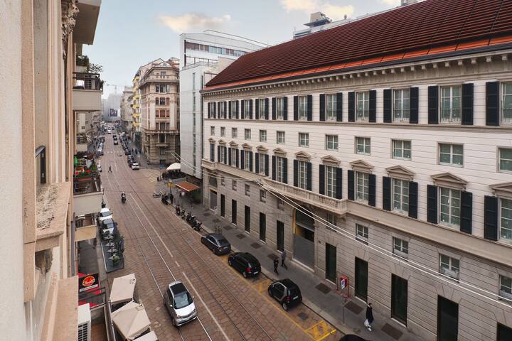 Interior 900 – 3rd Floor – Duomo – Missori gallery image 5