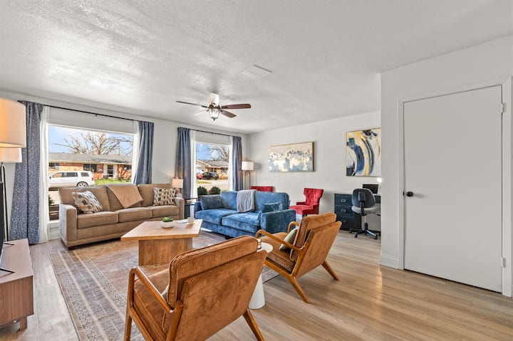 Charming Home To Unwind W/ Firepit & Ample Space - Abilene, TX