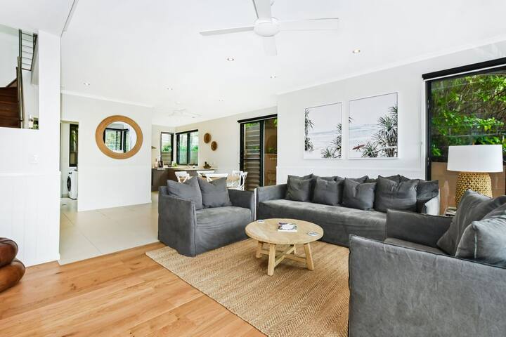 Boom 2 in Boomerang Beach gallery image 3