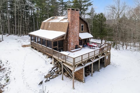 Tranquil Retreat 6-BR Total in the Berkshires