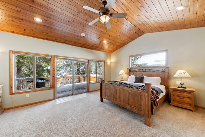 ¡El dormitorio principal es adecuado para una cama tamaño king!