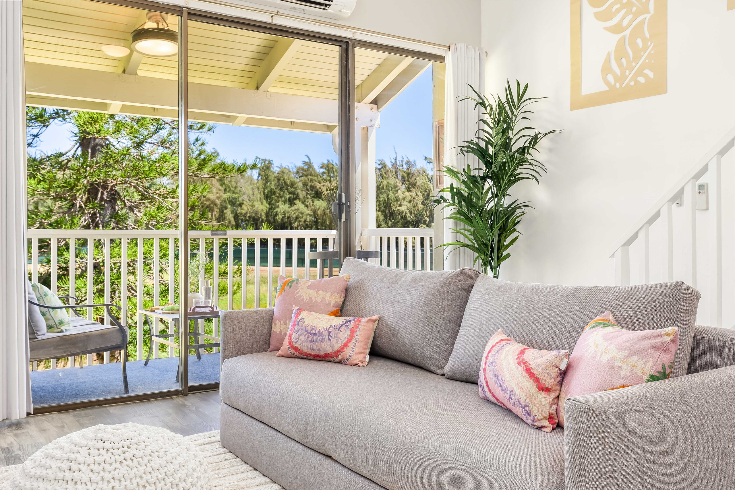 Condo in Kahuku · ★4.85 · 2 bedrooms · 4 beds · 2 private baths - Image 4