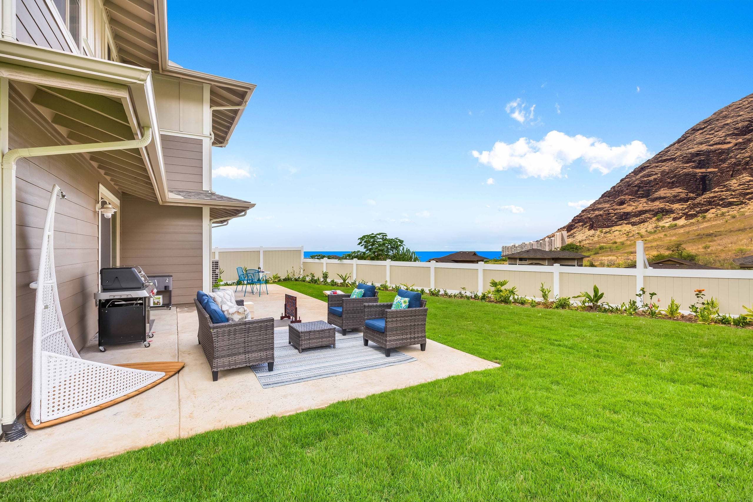 Home in Waianae · ★4.91 · 4 bedrooms · 7 beds · 3.5 private baths - Image 39