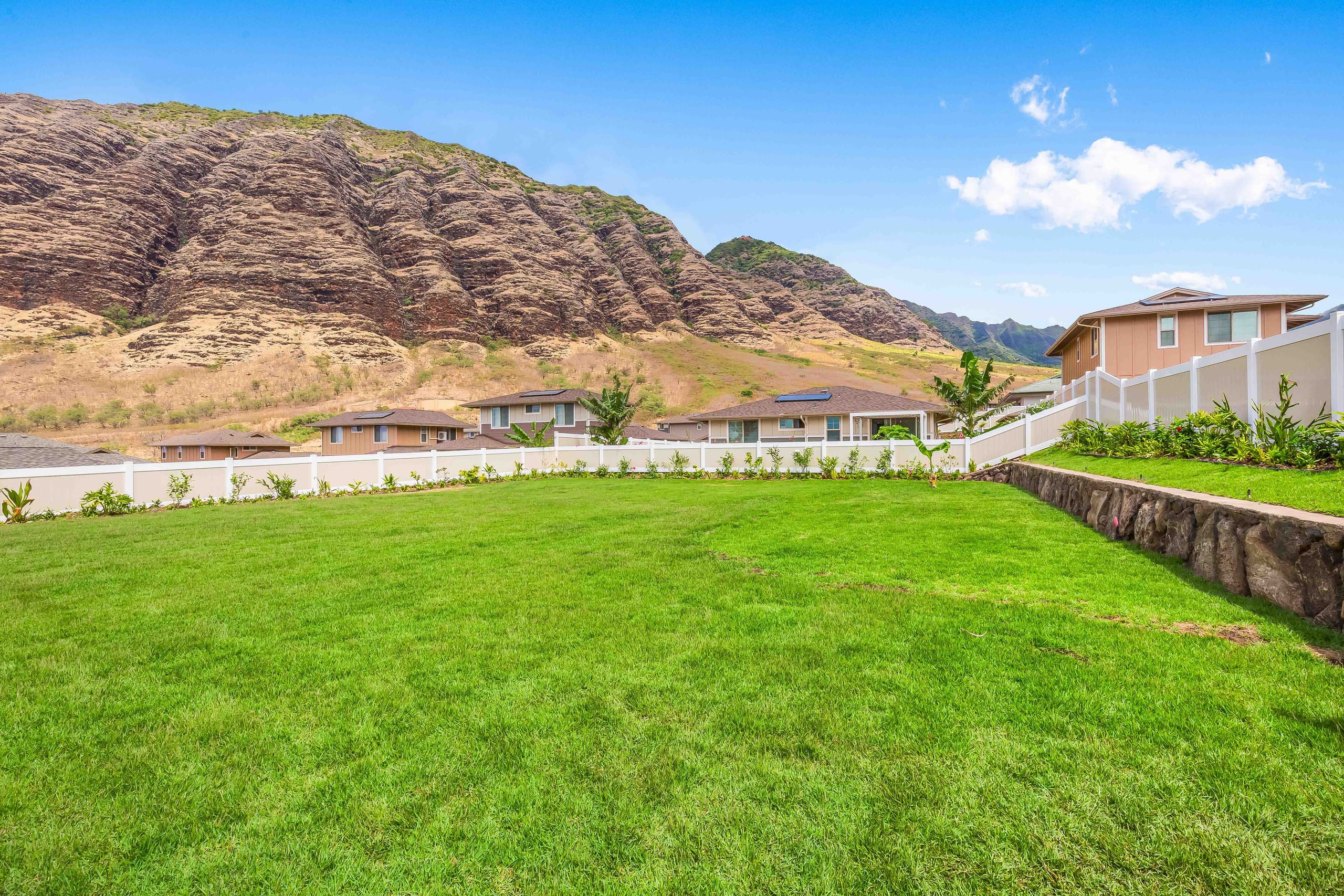 Home in Waianae · ★4.91 · 4 bedrooms · 7 beds · 3.5 private baths - Image 52