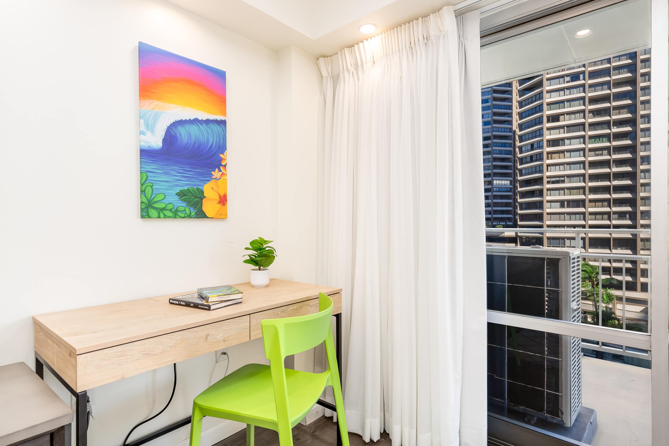 Fully Remodeled Condo at Ilikai Hotel by the Beach - Image 22