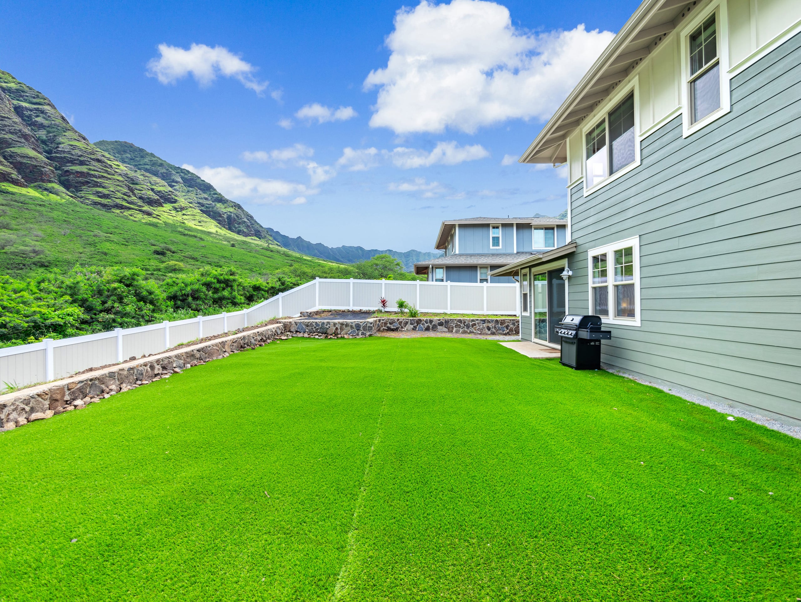 Home in Waianae · ★4.91 · 4 bedrooms · 7 beds · 2.5 baths - Image 53