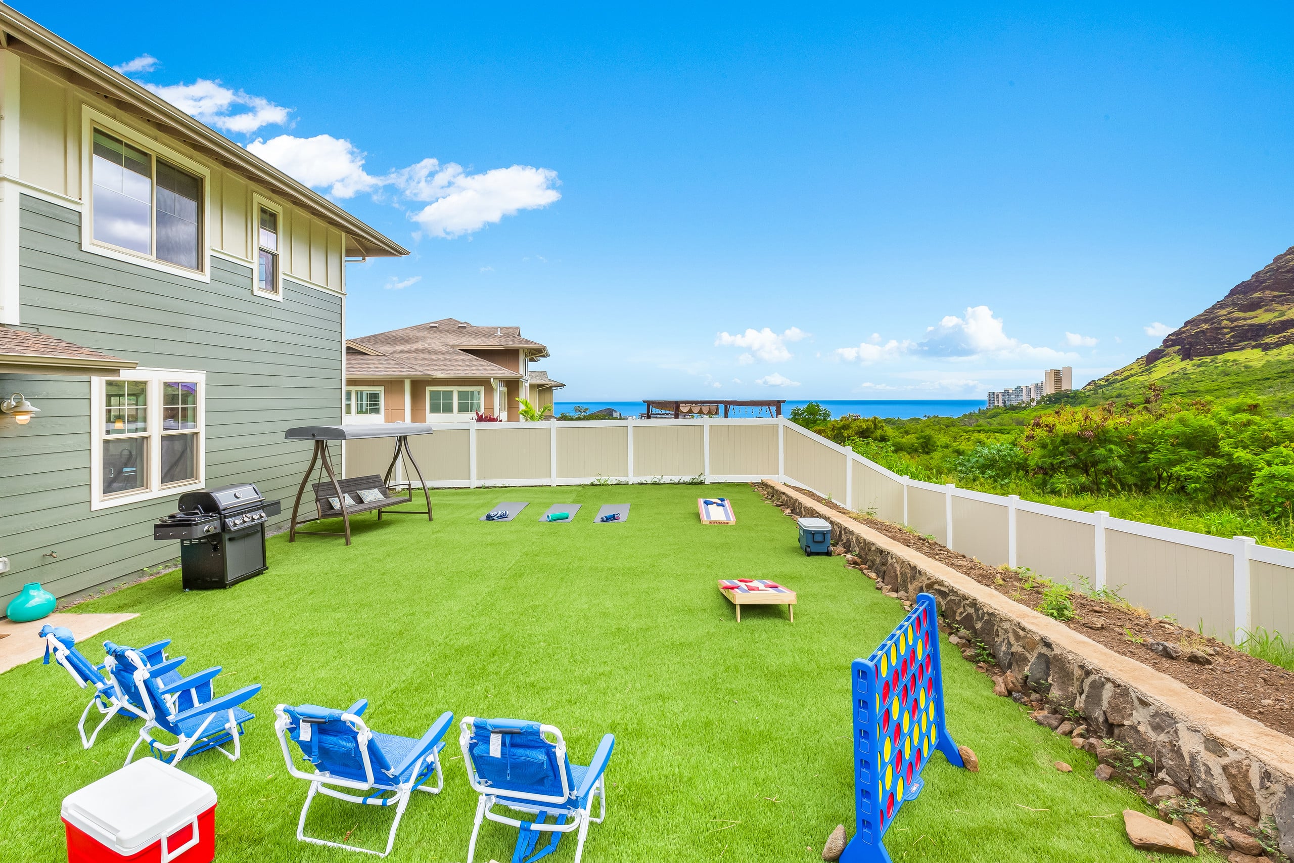 Home in Waianae · ★4.91 · 4 bedrooms · 7 beds · 2.5 baths - Image 44