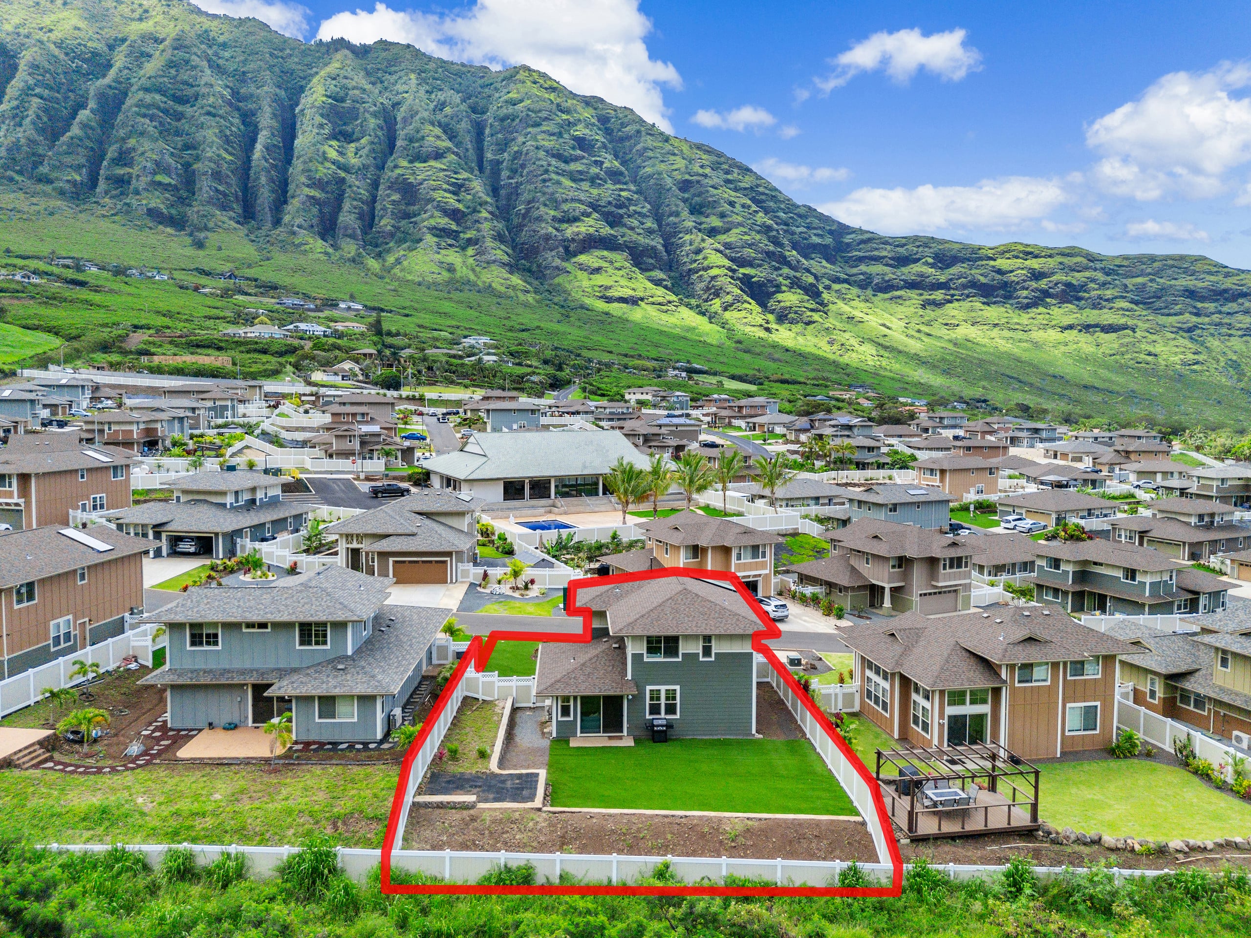 Home in Waianae · ★4.91 · 4 bedrooms · 7 beds · 2.5 baths - Image 58