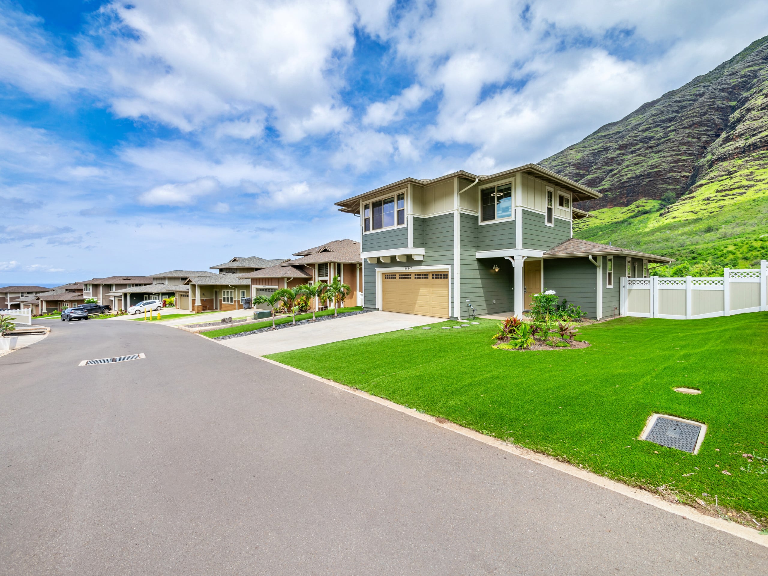 Home in Waianae · ★4.91 · 4 bedrooms · 7 beds · 2.5 baths - Image 101