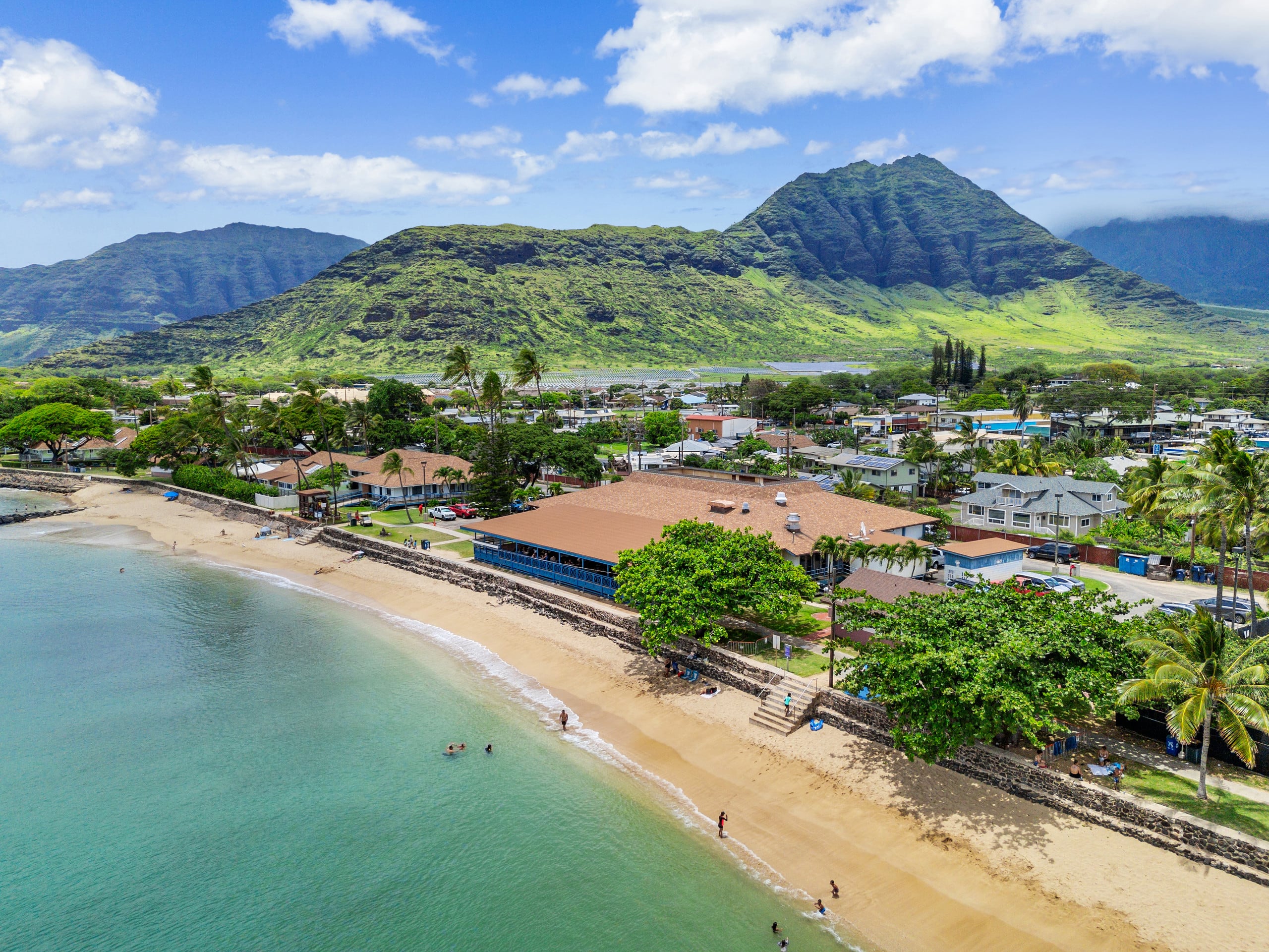 Home in Waianae · ★4.91 · 4 bedrooms · 7 beds · 2.5 baths - Image 78