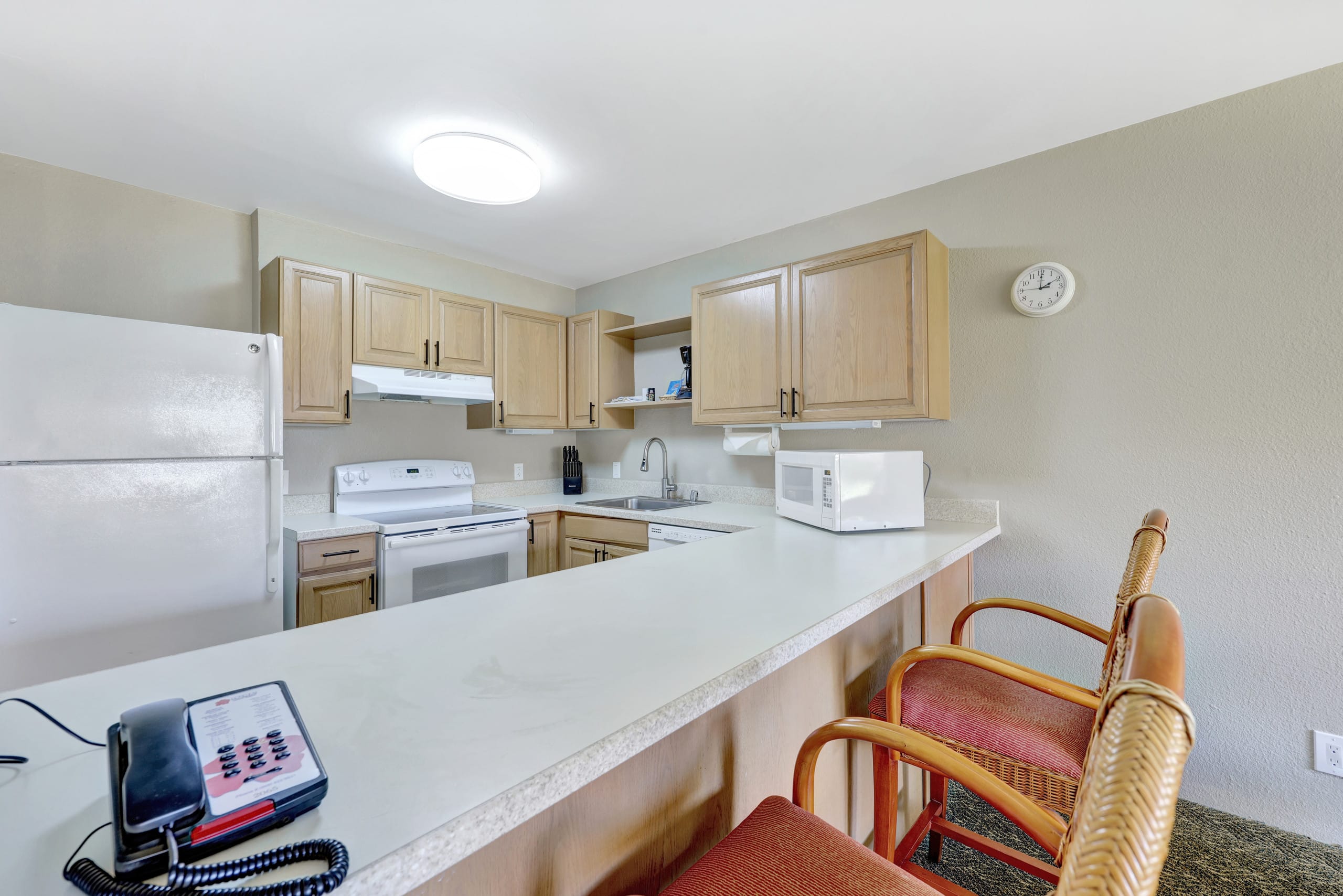 Condo in Kapaa · ★4.94 · 1 bedroom · 2 beds · 1 shared bath - Image 11