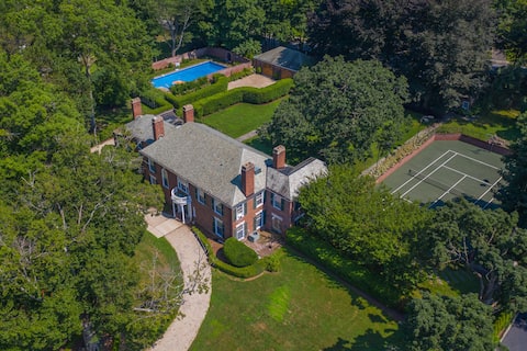 The Stormhaven Mansion | Short or Mid Term Stays