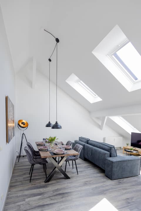 UNiQE I 100 sqm I Near the fair