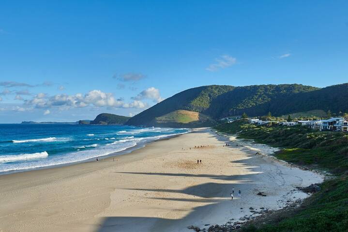 SeaCrest on Blueys Beach gallery image 4