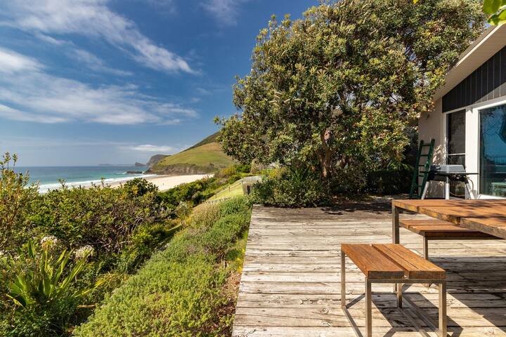 Barefoot on Blueys gallery image 5