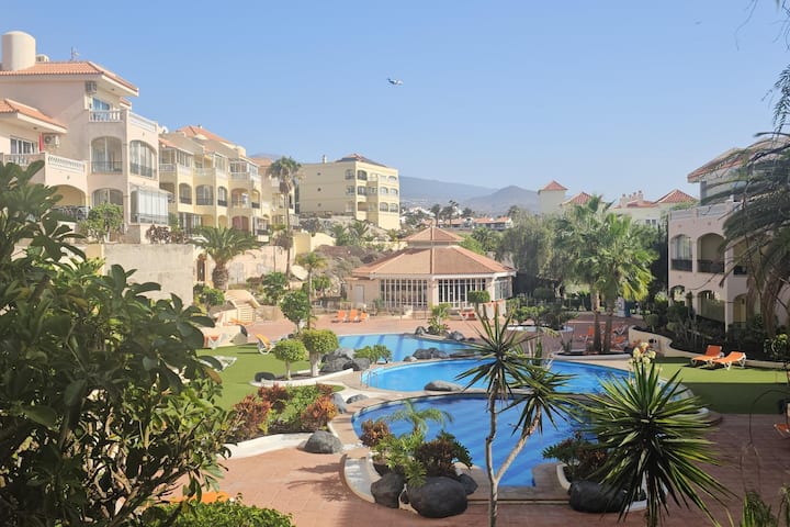 1 Bed Apt Sleeps 5 - Indoor Pool - Free Parking - El Médano