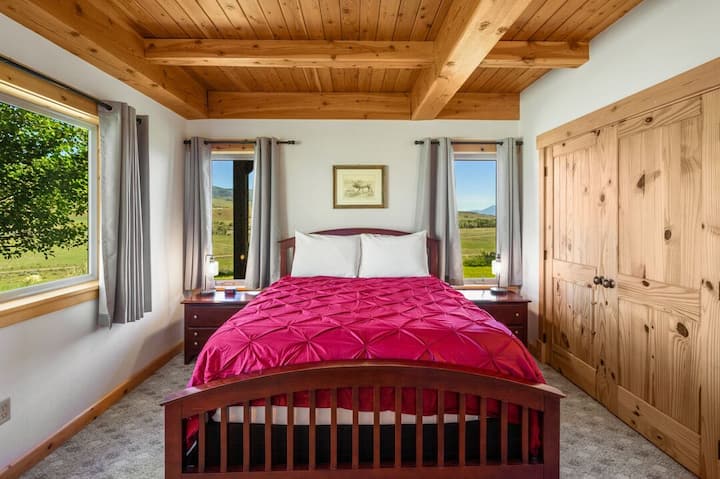 Cama tamaño queen | Nivel principal