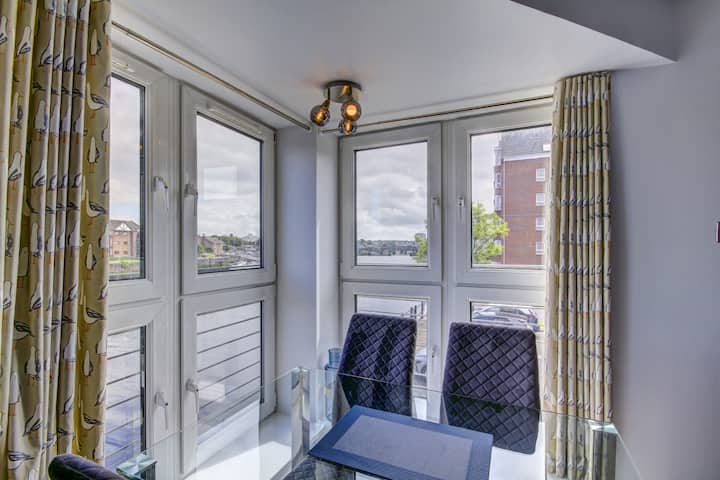 River Ayr View-coorie Doon Stays - Prestwick