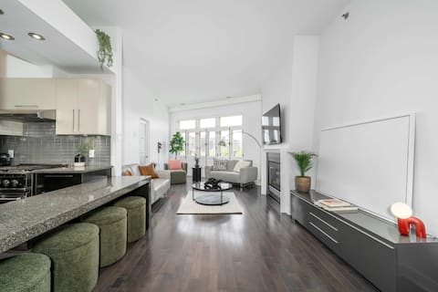 The Penthouse of the Palace | in the heart of Old Quebec