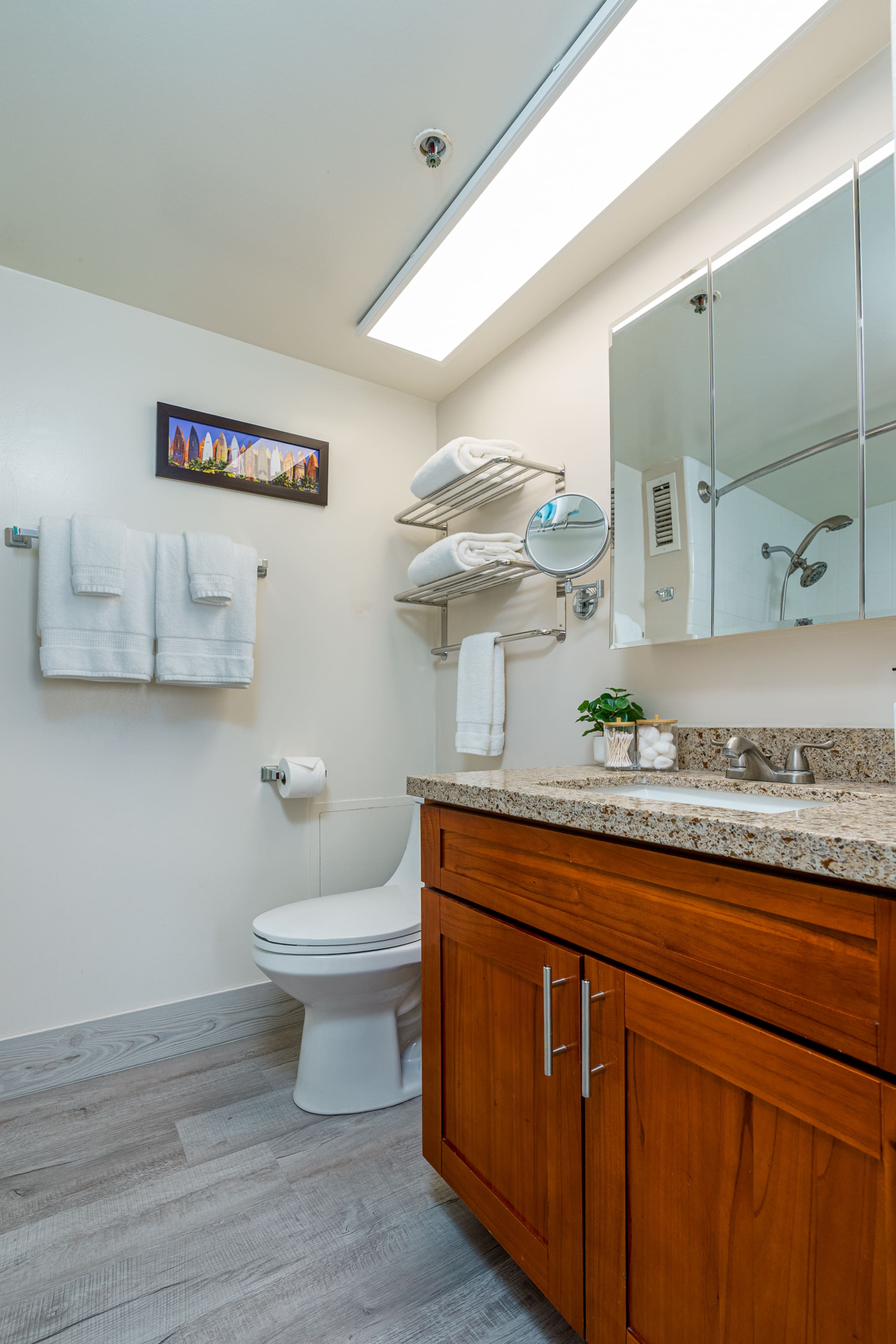 Free Parking, Ocean Views, High Floor - Image 15