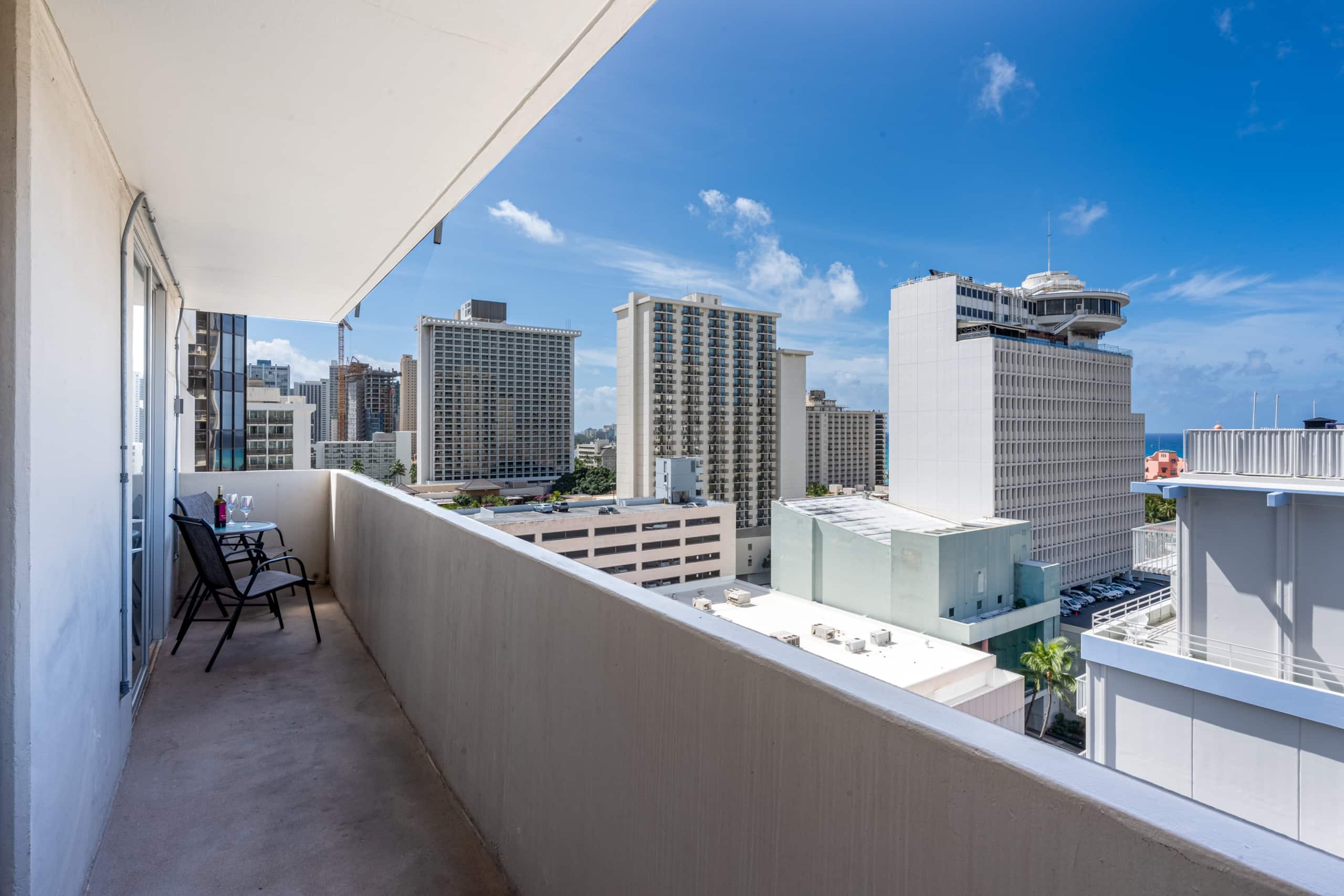 Free Parking, Ocean Views, High Floor - Image 18