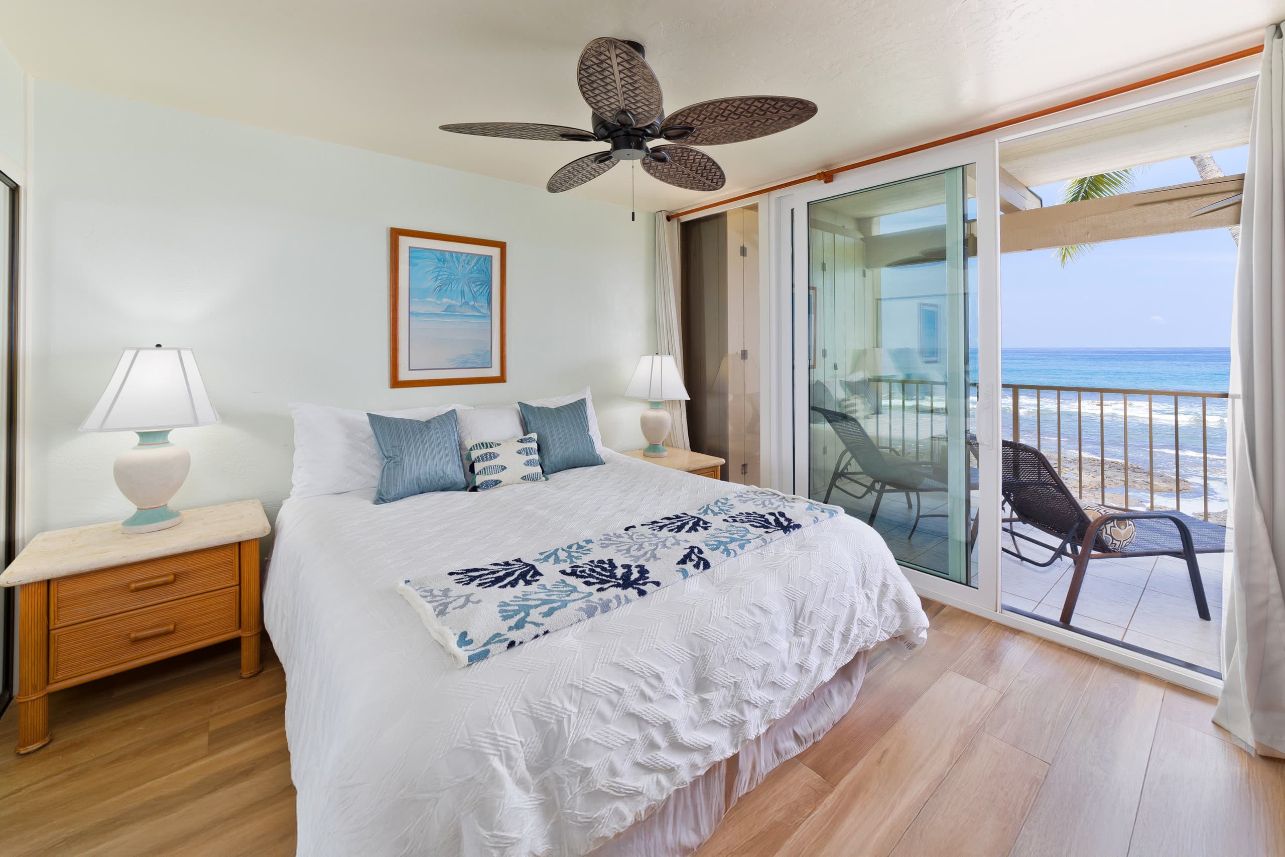 Condo in Kailua-Kona · ★5.0 · 2 bedrooms · 3 beds · 2 baths - Image 2