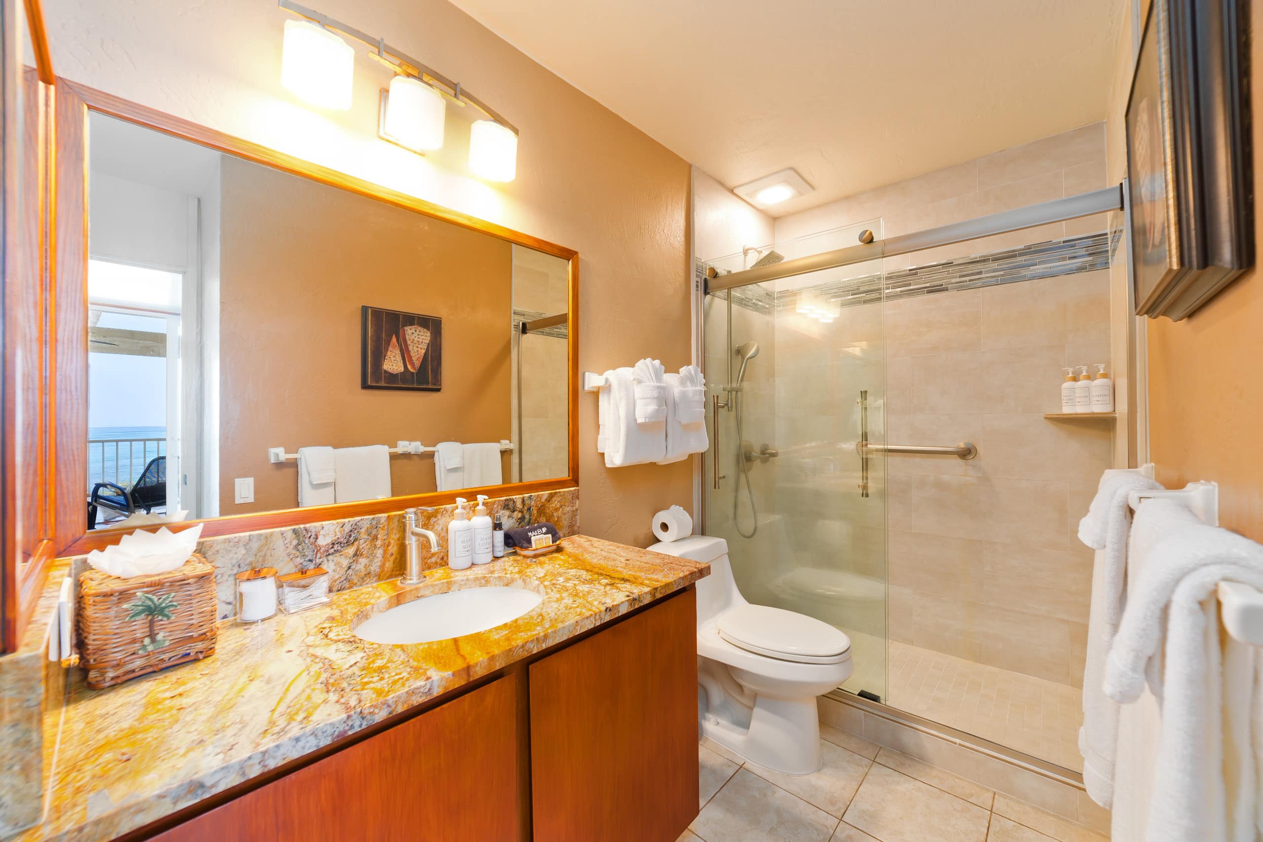 Condo in Kailua-Kona · ★5.0 · 2 bedrooms · 3 beds · 2 baths - Image 6
