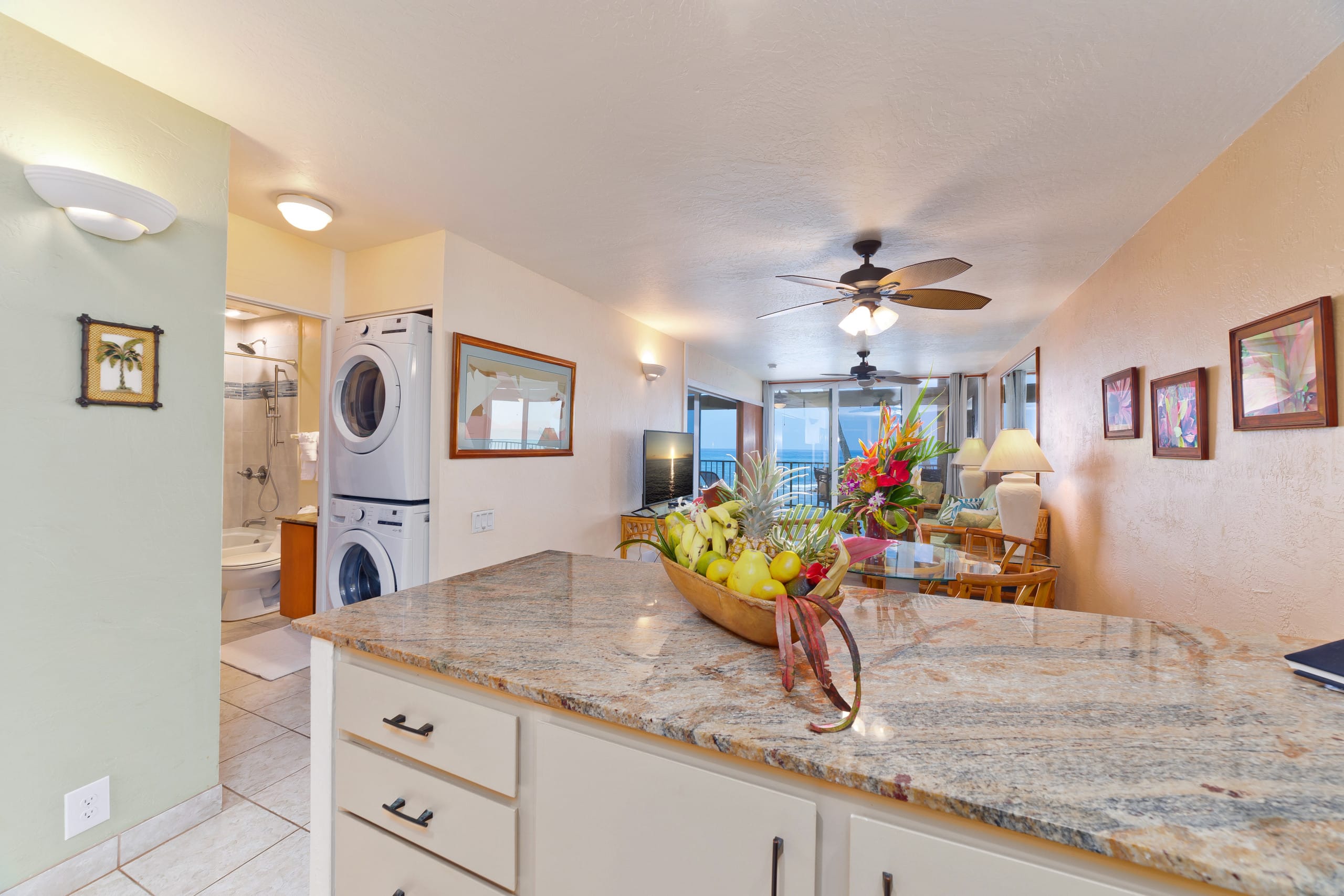 Condo in Kailua-Kona · ★5.0 · 2 bedrooms · 3 beds · 2 baths - Image 13