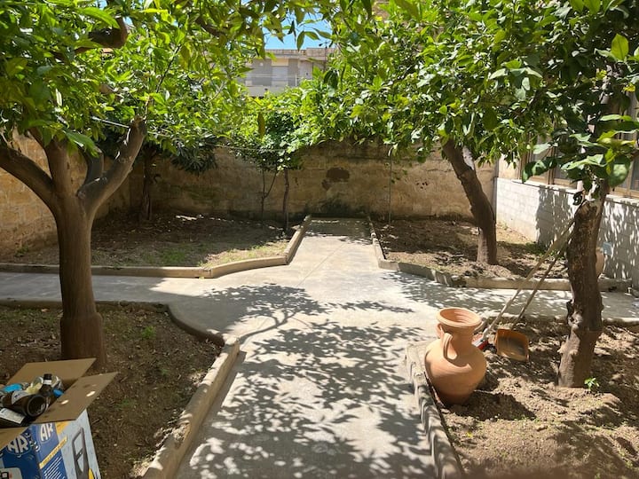 Immaculate 3-bed, Sleeps 6, Parking - Trapani