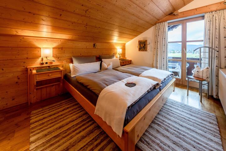 Dhoma e gjumit e parë