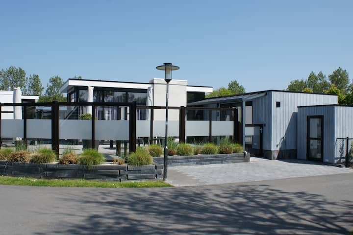 Breskens Chalet Timeout Mit Zaun Hausnr. A026 - Breskens